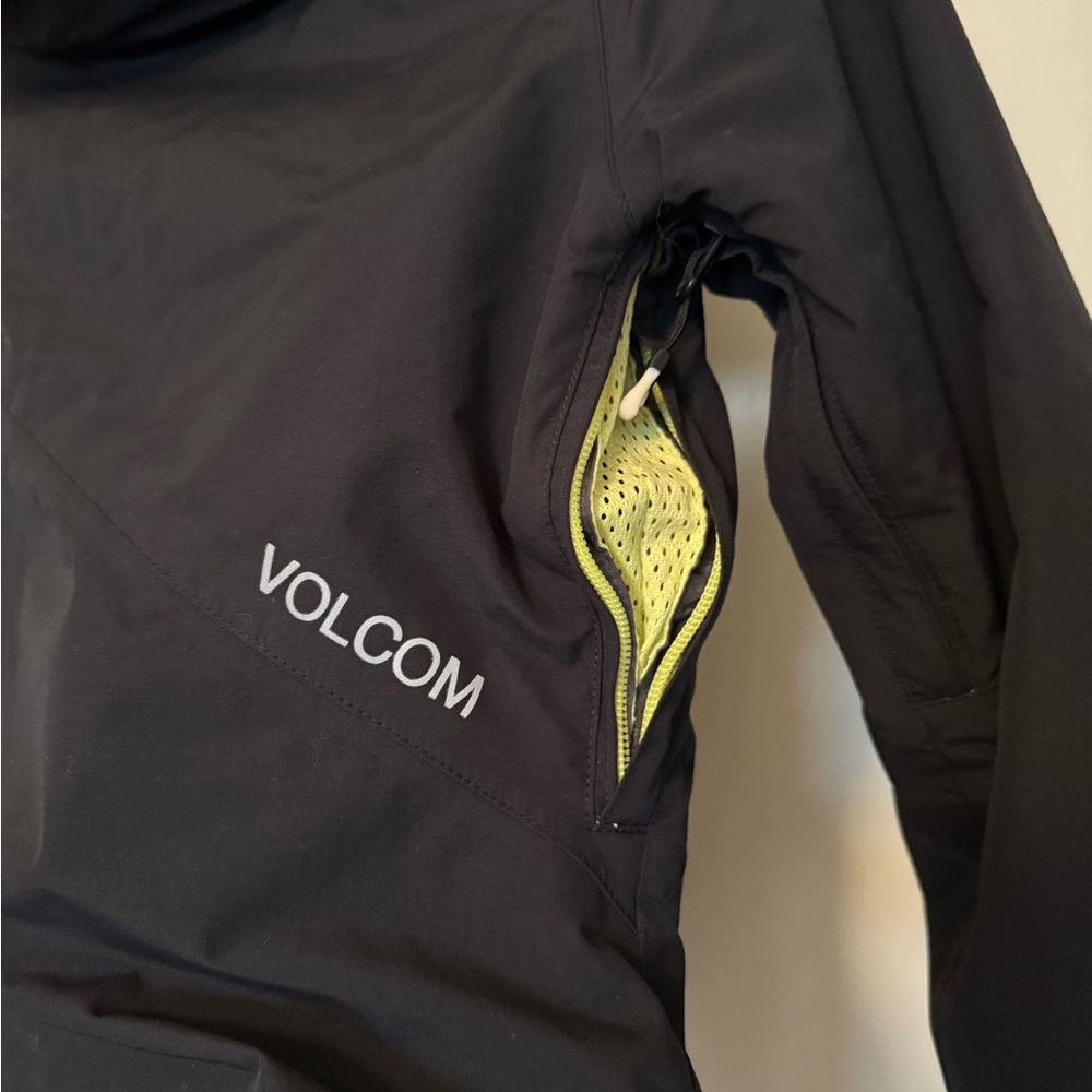 Volcom Ski & Snowboard Jacket (Matching Snow Pant… - image 4